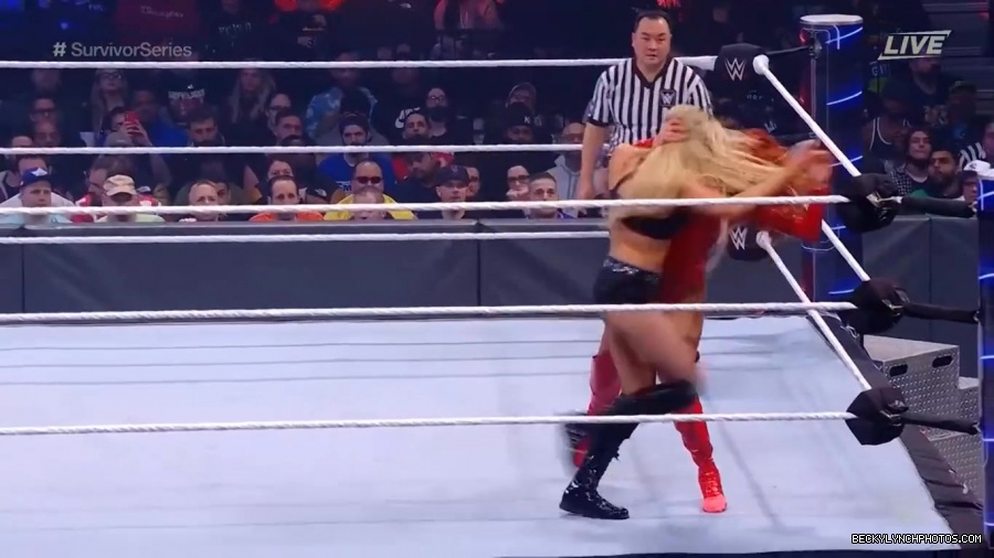 SURVIVOR_SERIES_2021_NOV__212C_2021_-_Becky_vs_Charlotte_1467.jpg