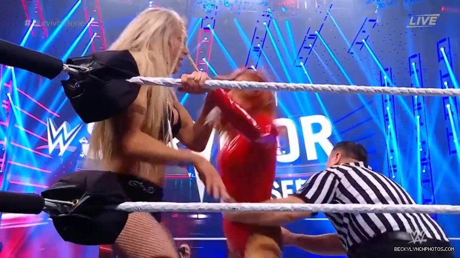 SURVIVOR_SERIES_2021_NOV__212C_2021_-_Becky_vs_Charlotte_1479.jpg
