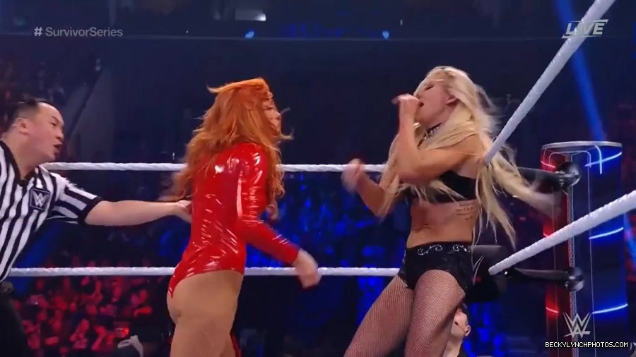 SURVIVOR_SERIES_2021_NOV__212C_2021_-_Becky_vs_Charlotte_1501.jpg