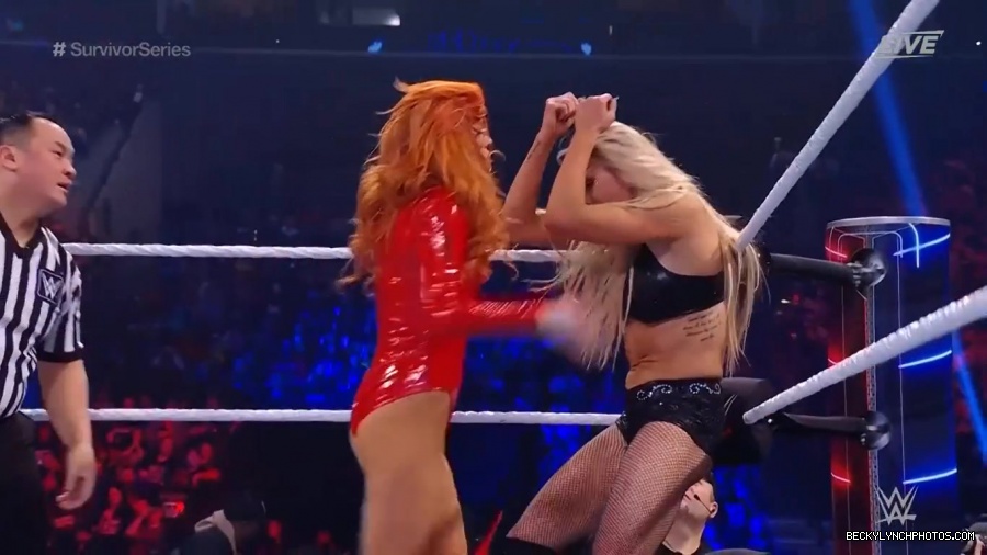 SURVIVOR_SERIES_2021_NOV__212C_2021_-_Becky_vs_Charlotte_1502.jpg