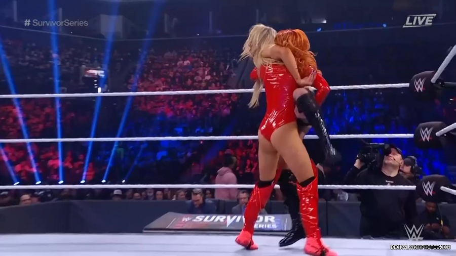 SURVIVOR_SERIES_2021_NOV__212C_2021_-_Becky_vs_Charlotte_1508.jpg