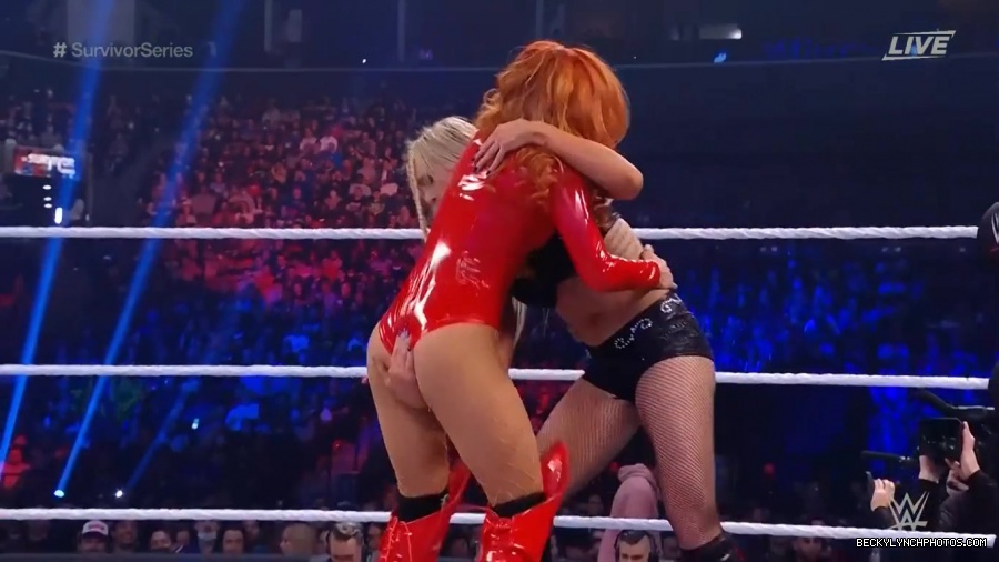 SURVIVOR_SERIES_2021_NOV__212C_2021_-_Becky_vs_Charlotte_1521.jpg