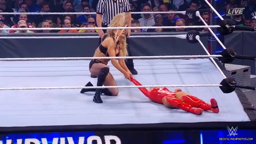 SURVIVOR_SERIES_2021_NOV__212C_2021_-_Becky_vs_Charlotte_1587.jpg