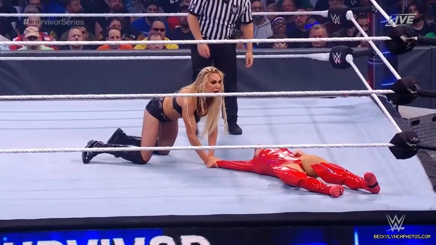 SURVIVOR_SERIES_2021_NOV__212C_2021_-_Becky_vs_Charlotte_1591.jpg
