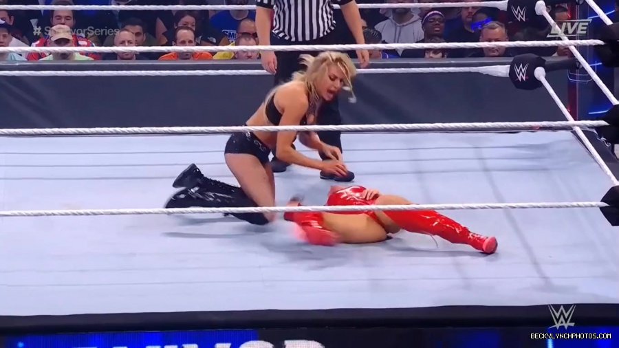 SURVIVOR_SERIES_2021_NOV__212C_2021_-_Becky_vs_Charlotte_1594.jpg