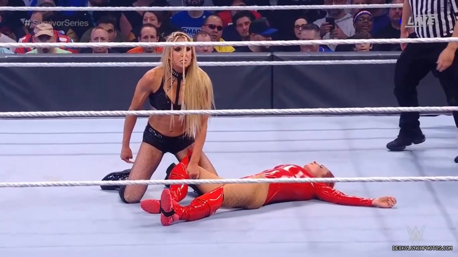 SURVIVOR_SERIES_2021_NOV__212C_2021_-_Becky_vs_Charlotte_1603.jpg