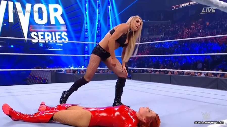 SURVIVOR_SERIES_2021_NOV__212C_2021_-_Becky_vs_Charlotte_1615.jpg