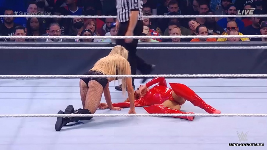 SURVIVOR_SERIES_2021_NOV__212C_2021_-_Becky_vs_Charlotte_1734.jpg