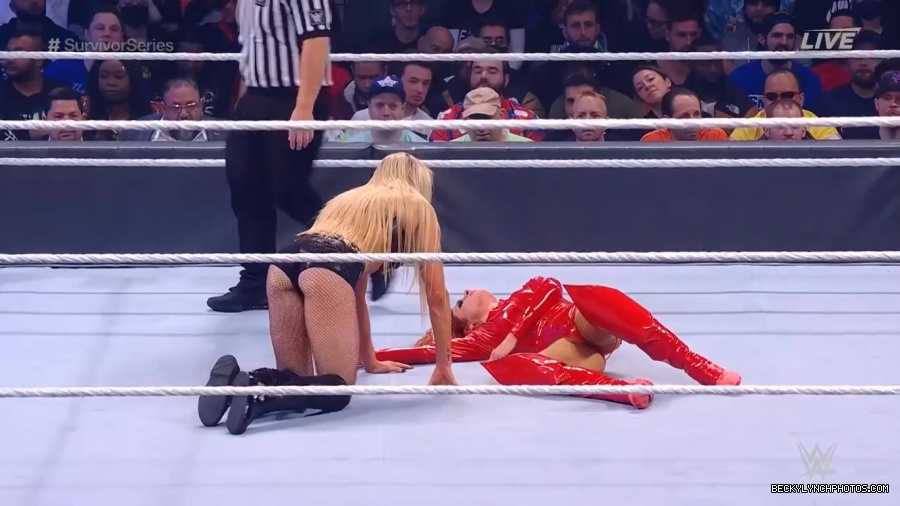 SURVIVOR_SERIES_2021_NOV__212C_2021_-_Becky_vs_Charlotte_1735.jpg