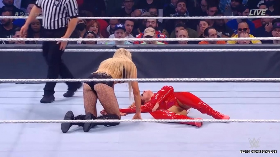 SURVIVOR_SERIES_2021_NOV__212C_2021_-_Becky_vs_Charlotte_1736.jpg