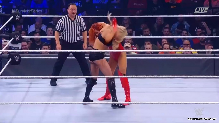 SURVIVOR_SERIES_2021_NOV__212C_2021_-_Becky_vs_Charlotte_1755.jpg