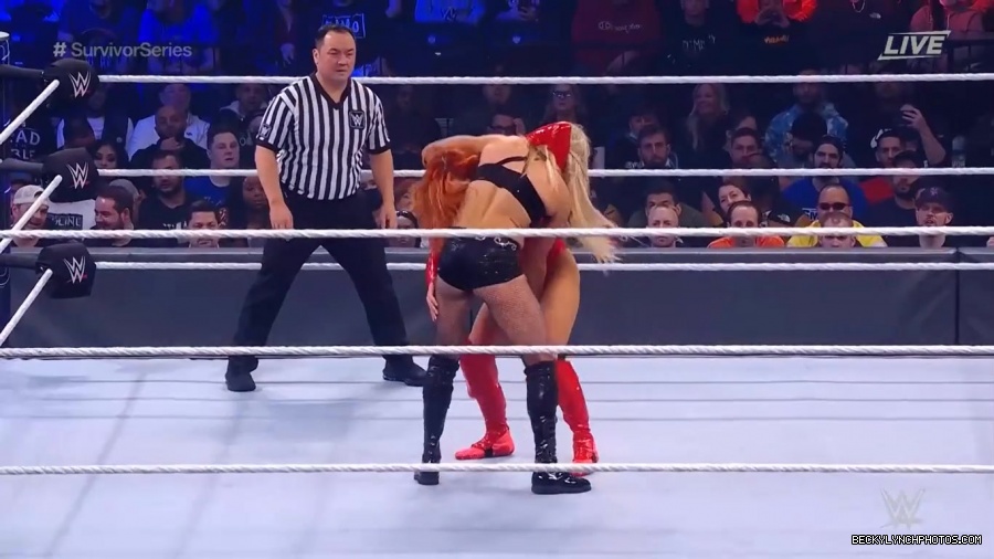 SURVIVOR_SERIES_2021_NOV__212C_2021_-_Becky_vs_Charlotte_1757.jpg