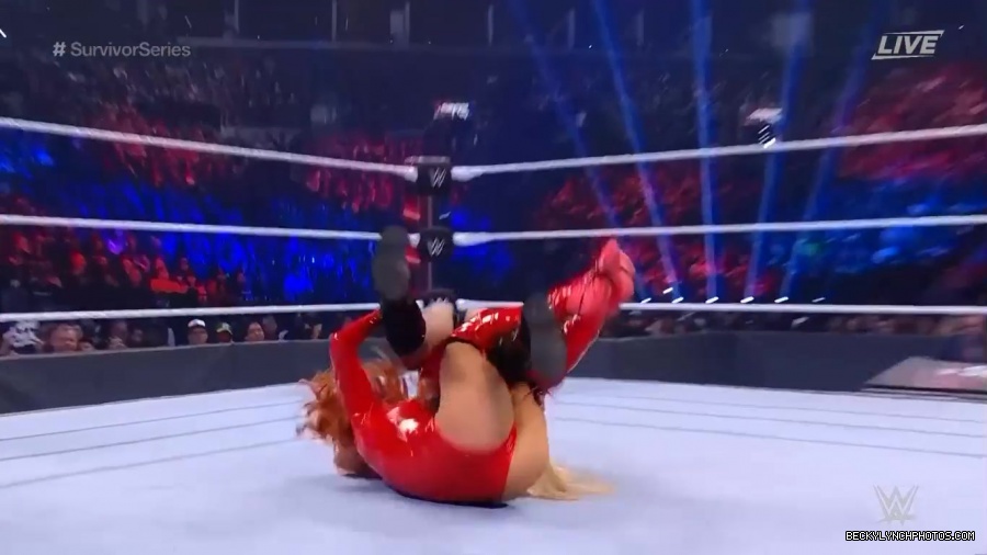 SURVIVOR_SERIES_2021_NOV__212C_2021_-_Becky_vs_Charlotte_1762.jpg
