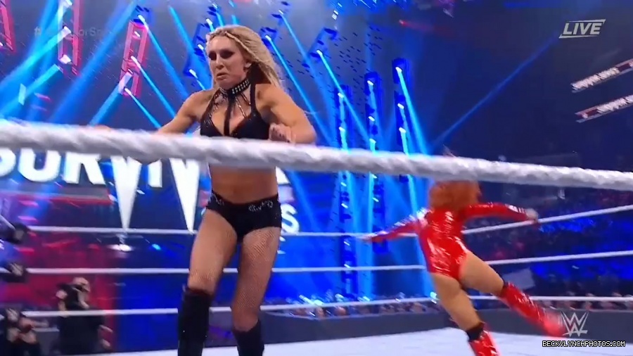 SURVIVOR_SERIES_2021_NOV__212C_2021_-_Becky_vs_Charlotte_1793.jpg