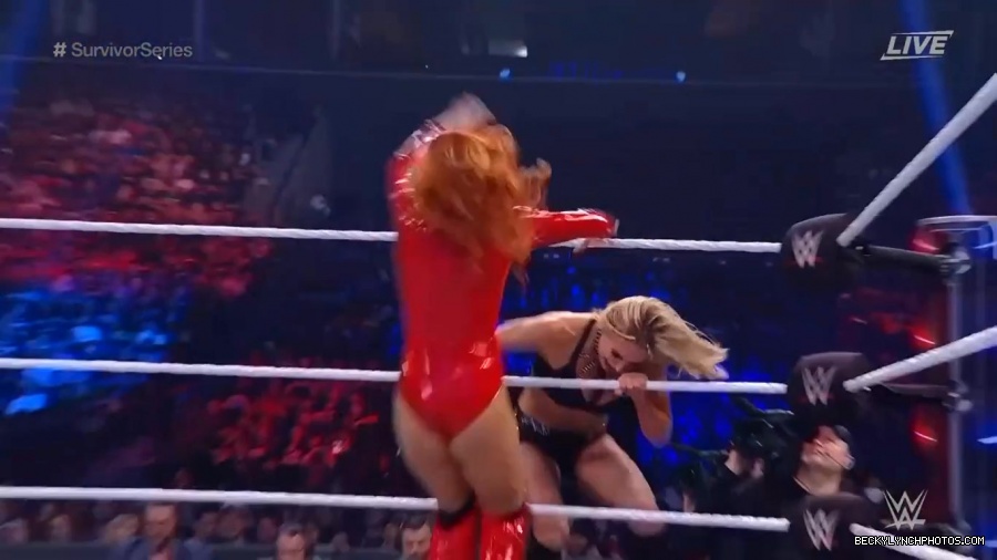SURVIVOR_SERIES_2021_NOV__212C_2021_-_Becky_vs_Charlotte_1800.jpg