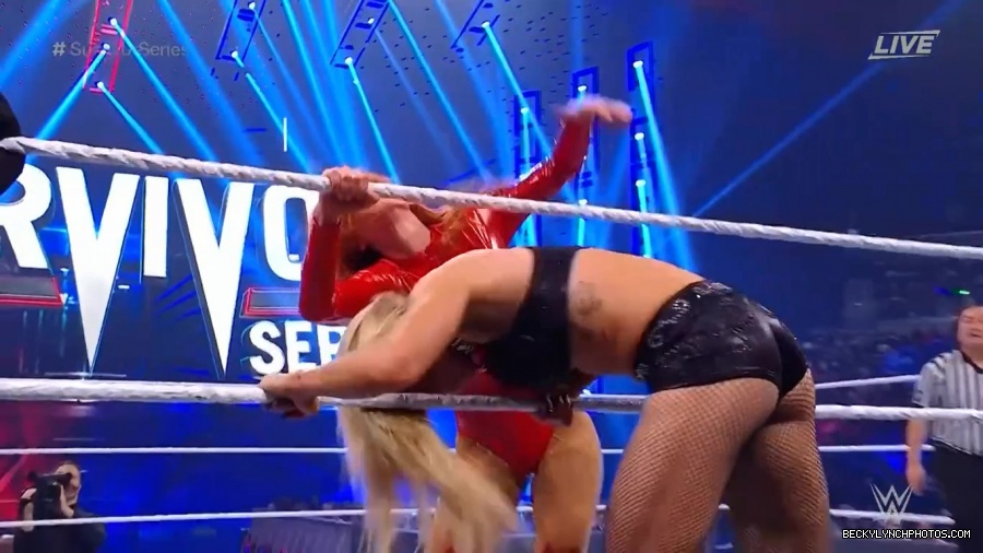SURVIVOR_SERIES_2021_NOV__212C_2021_-_Becky_vs_Charlotte_1802.jpg