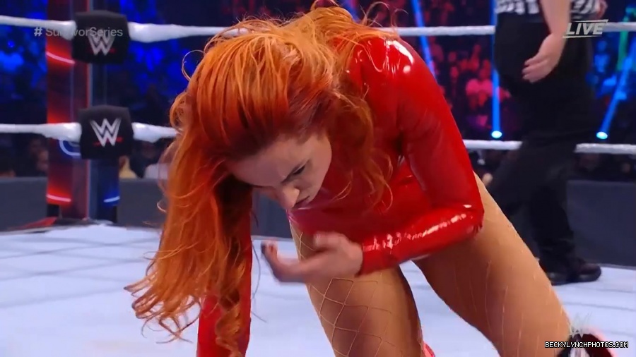 SURVIVOR_SERIES_2021_NOV__212C_2021_-_Becky_vs_Charlotte_1825.jpg
