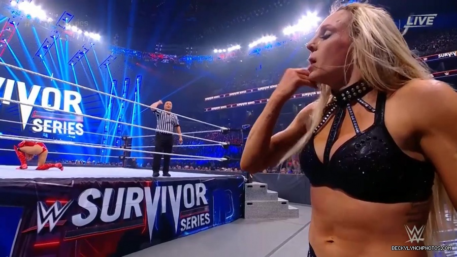 SURVIVOR_SERIES_2021_NOV__212C_2021_-_Becky_vs_Charlotte_1829.jpg