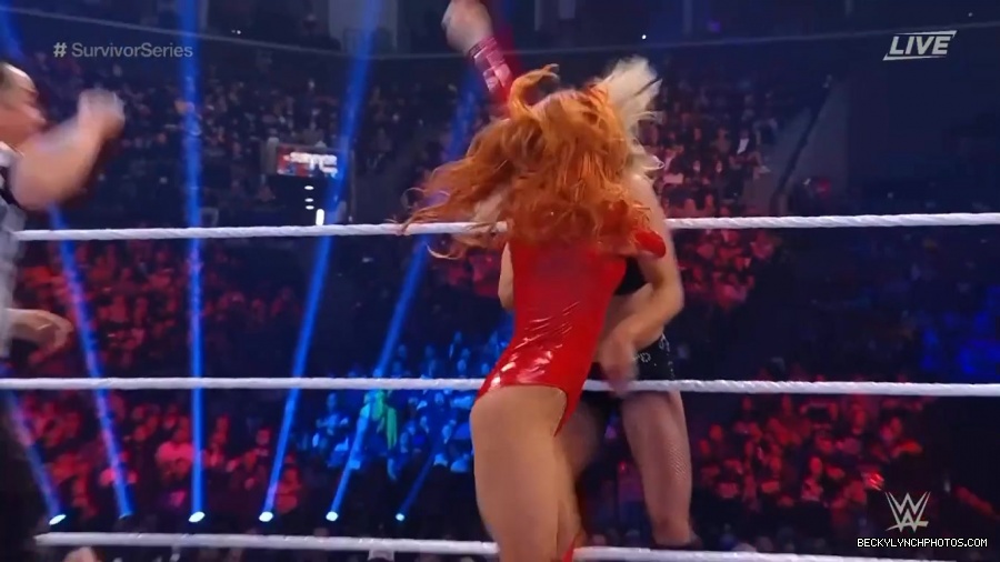 SURVIVOR_SERIES_2021_NOV__212C_2021_-_Becky_vs_Charlotte_1869.jpg