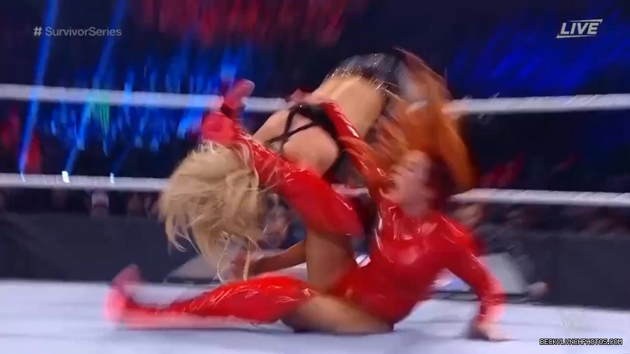SURVIVOR_SERIES_2021_NOV__212C_2021_-_Becky_vs_Charlotte_1891.jpg