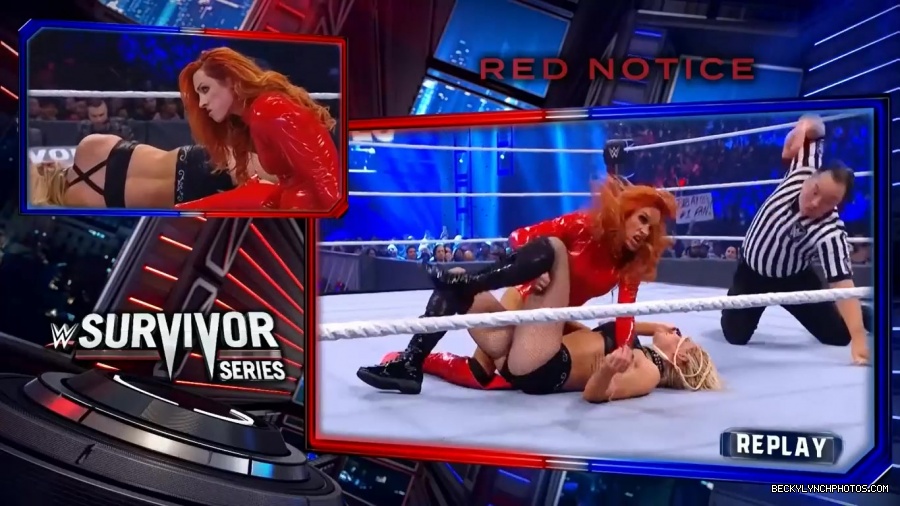 SURVIVOR_SERIES_2021_NOV__212C_2021_-_Becky_vs_Charlotte_1943.jpg