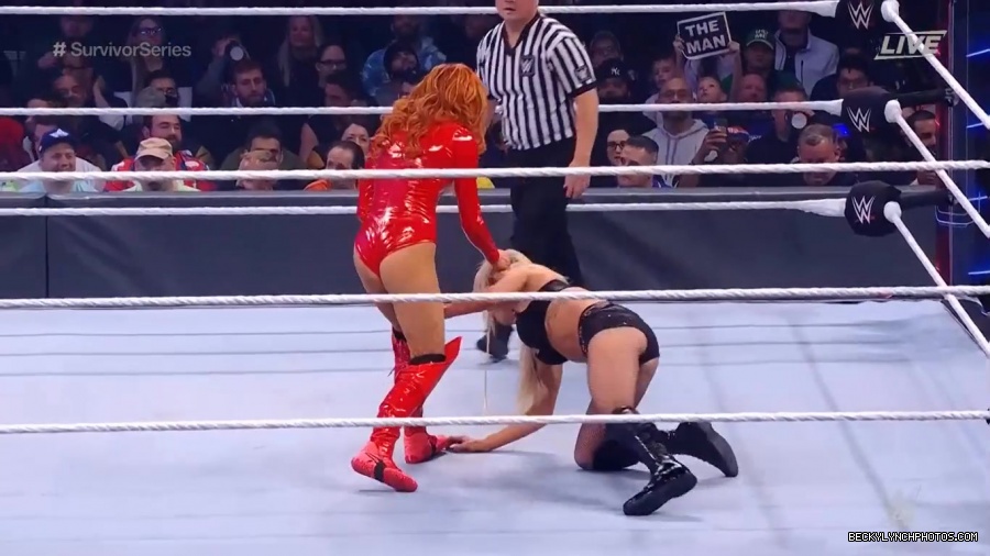 SURVIVOR_SERIES_2021_NOV__212C_2021_-_Becky_vs_Charlotte_1982.jpg