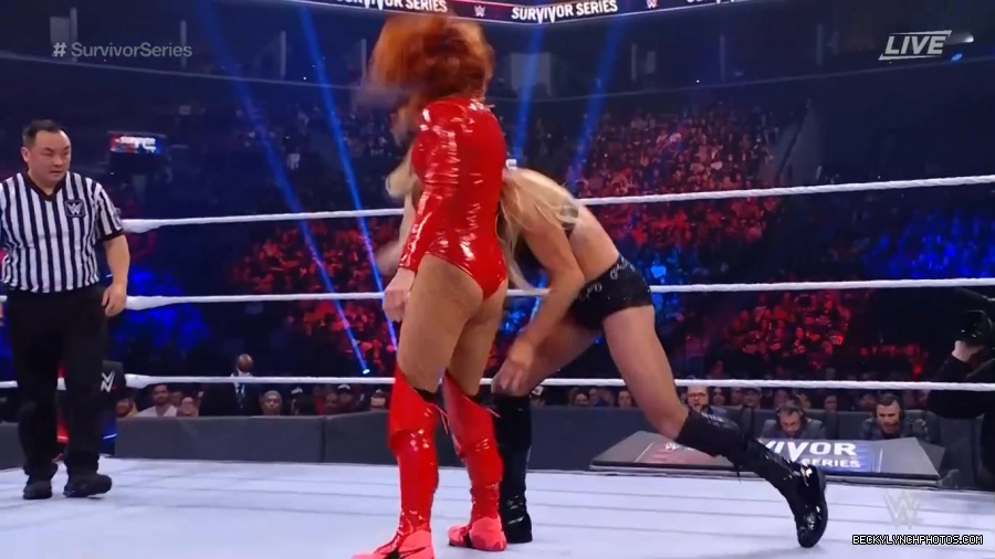 SURVIVOR_SERIES_2021_NOV__212C_2021_-_Becky_vs_Charlotte_1990.jpg