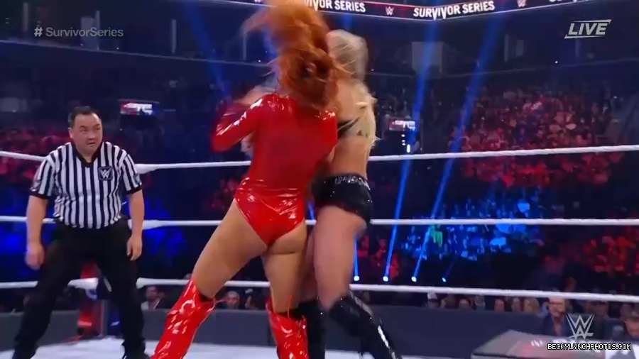 SURVIVOR_SERIES_2021_NOV__212C_2021_-_Becky_vs_Charlotte_2001.jpg