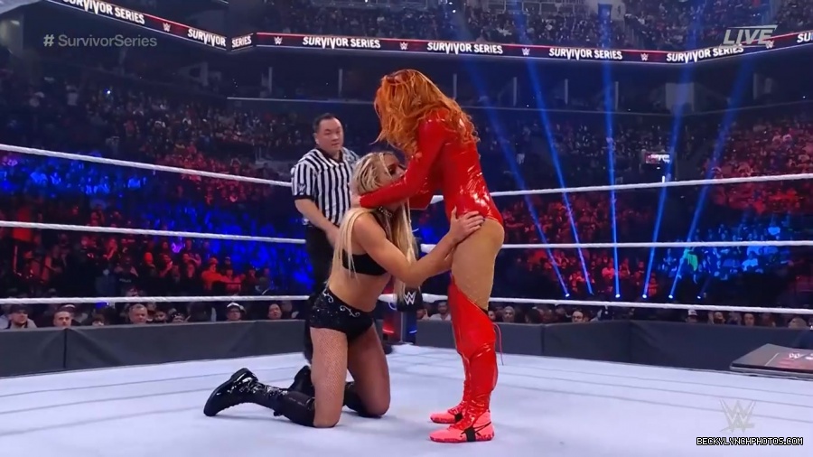 SURVIVOR_SERIES_2021_NOV__212C_2021_-_Becky_vs_Charlotte_2062.jpg