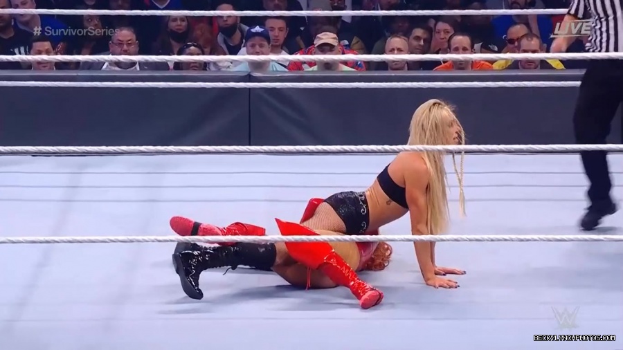 SURVIVOR_SERIES_2021_NOV__212C_2021_-_Becky_vs_Charlotte_2104.jpg