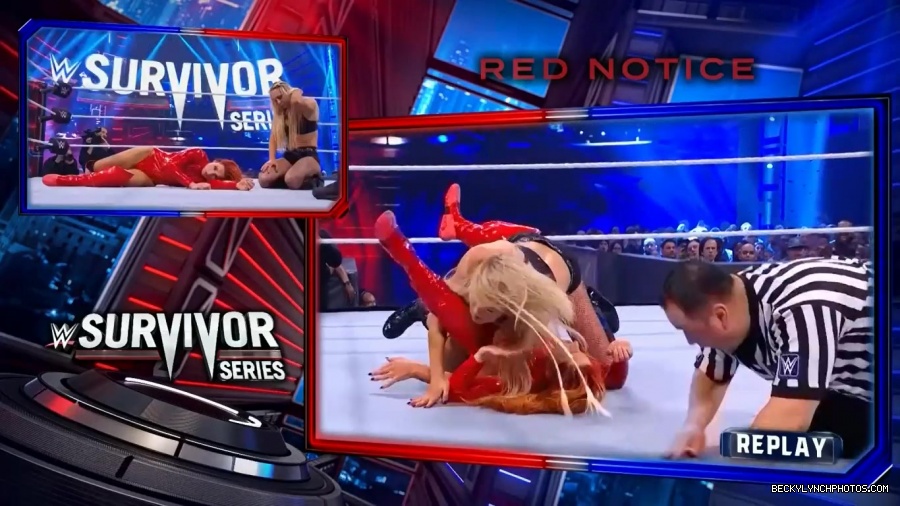 SURVIVOR_SERIES_2021_NOV__212C_2021_-_Becky_vs_Charlotte_2142.jpg