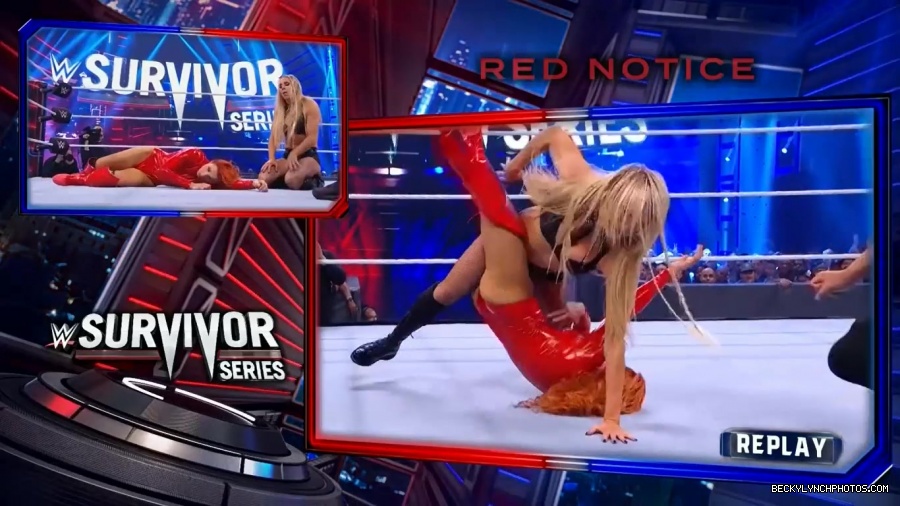 SURVIVOR_SERIES_2021_NOV__212C_2021_-_Becky_vs_Charlotte_2145.jpg
