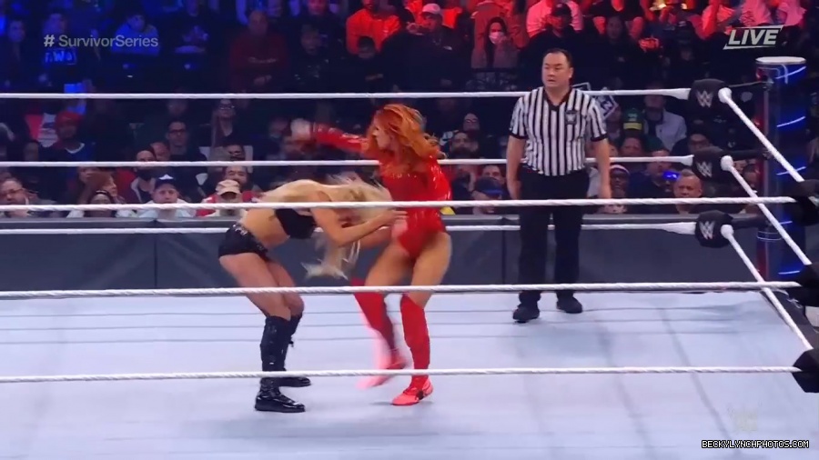 SURVIVOR_SERIES_2021_NOV__212C_2021_-_Becky_vs_Charlotte_2199.jpg