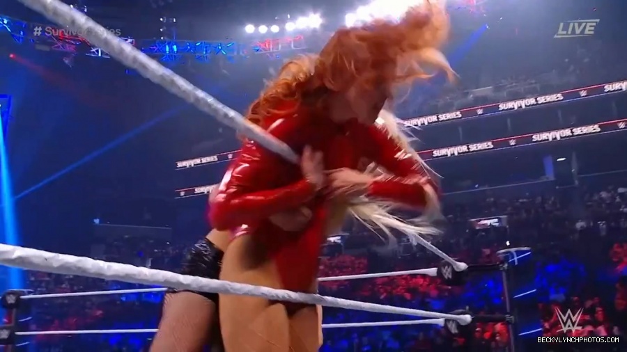 SURVIVOR_SERIES_2021_NOV__212C_2021_-_Becky_vs_Charlotte_2205.jpg