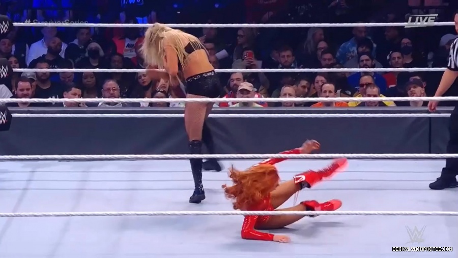 SURVIVOR_SERIES_2021_NOV__212C_2021_-_Becky_vs_Charlotte_2300.jpg
