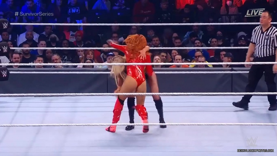 SURVIVOR_SERIES_2021_NOV__212C_2021_-_Becky_vs_Charlotte_2305.jpg