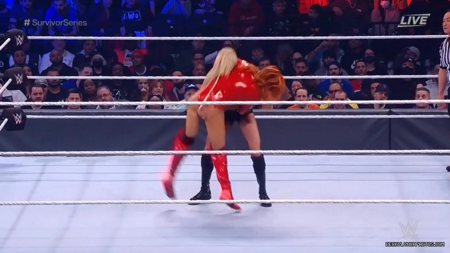 SURVIVOR_SERIES_2021_NOV__212C_2021_-_Becky_vs_Charlotte_2307.jpg