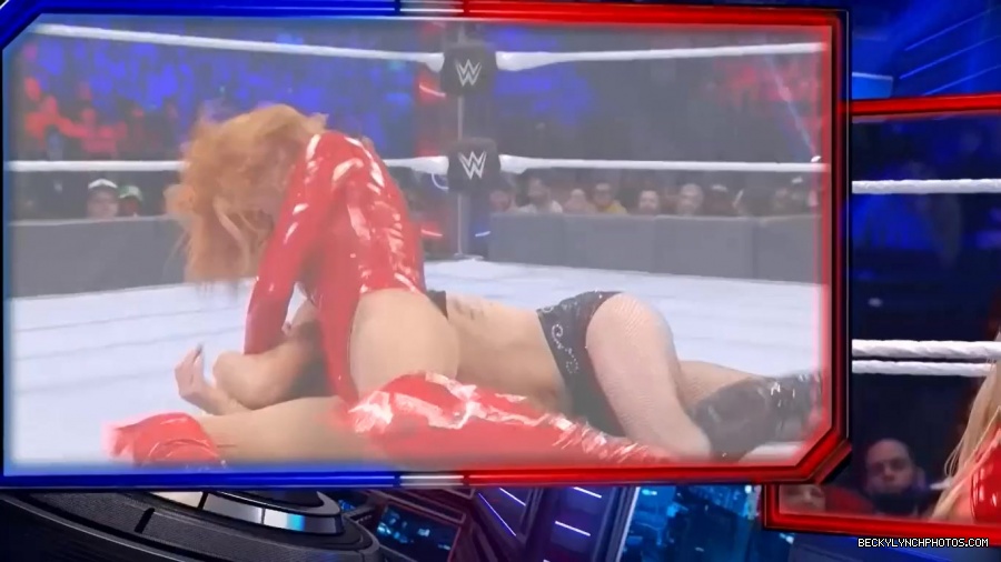 SURVIVOR_SERIES_2021_NOV__212C_2021_-_Becky_vs_Charlotte_2343.jpg