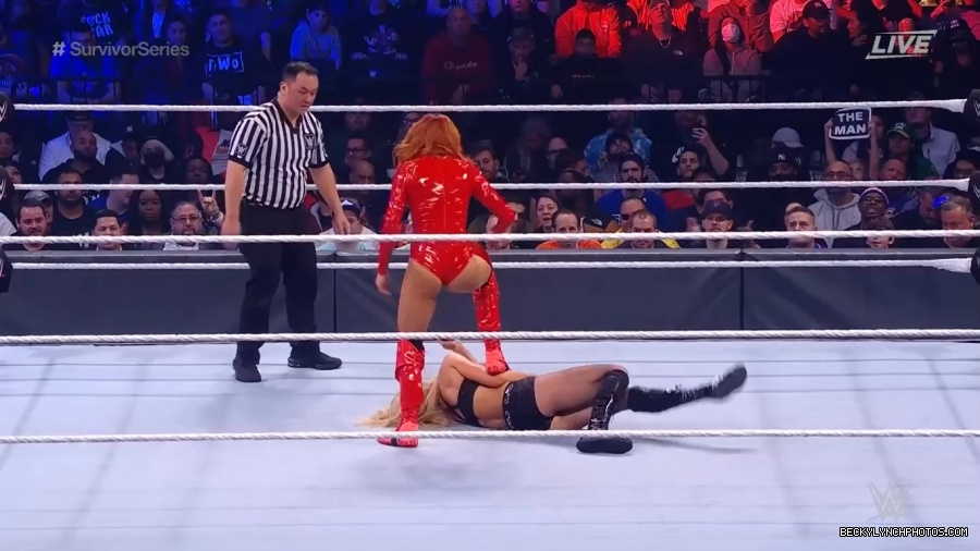 SURVIVOR_SERIES_2021_NOV__212C_2021_-_Becky_vs_Charlotte_2388.jpg
