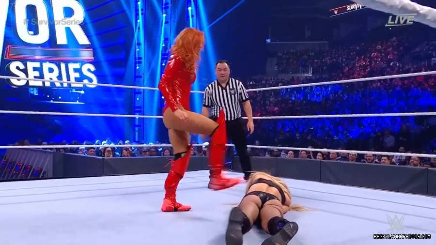 SURVIVOR_SERIES_2021_NOV__212C_2021_-_Becky_vs_Charlotte_2393.jpg