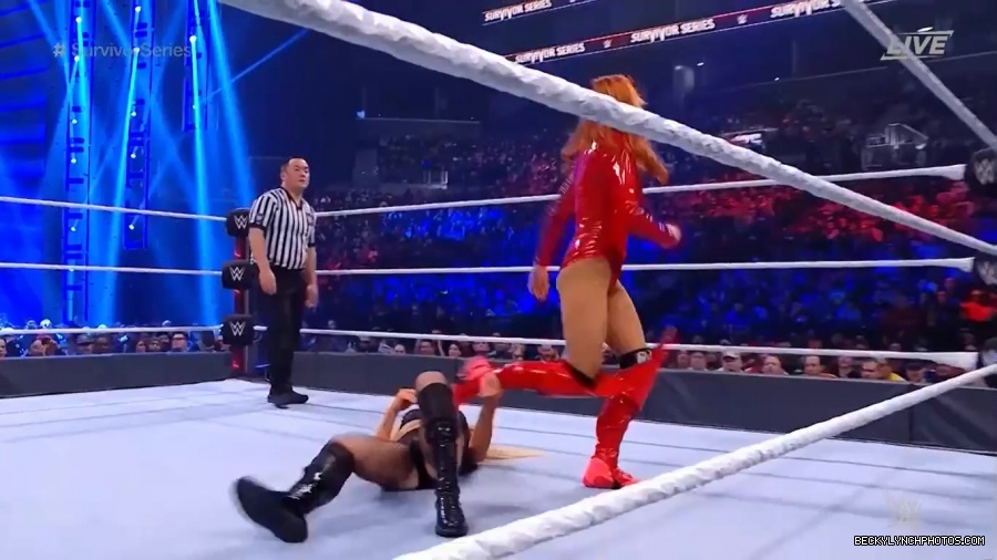 SURVIVOR_SERIES_2021_NOV__212C_2021_-_Becky_vs_Charlotte_2403.jpg