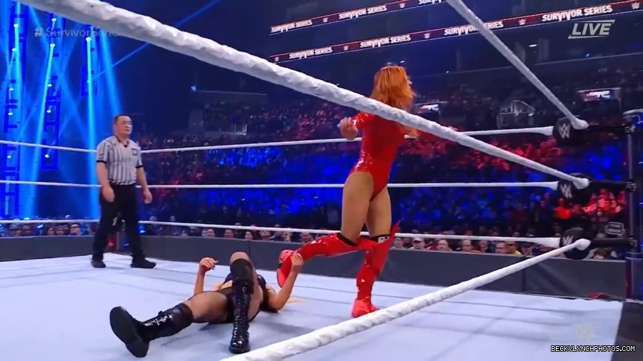 SURVIVOR_SERIES_2021_NOV__212C_2021_-_Becky_vs_Charlotte_2404.jpg
