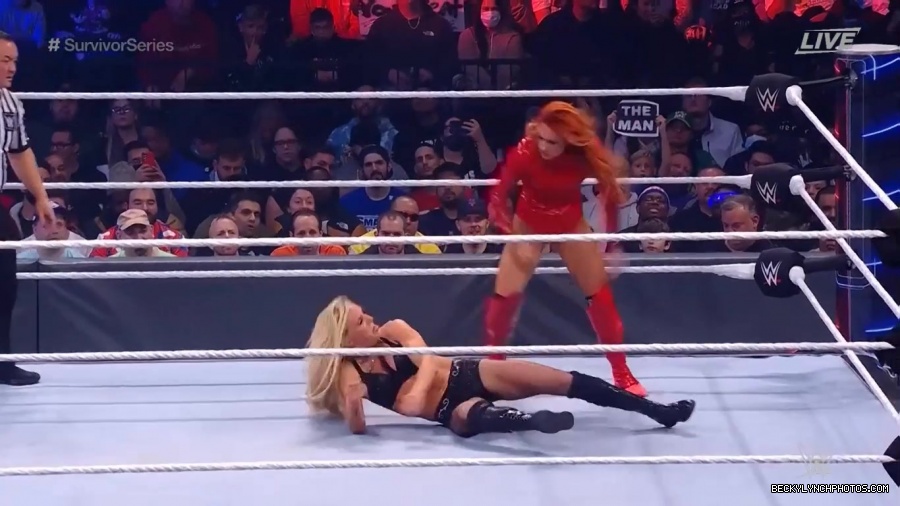 SURVIVOR_SERIES_2021_NOV__212C_2021_-_Becky_vs_Charlotte_2411.jpg