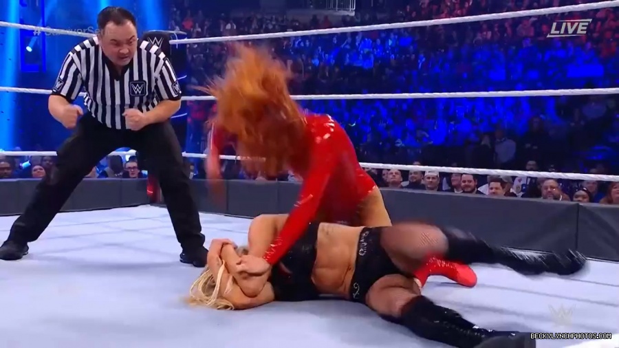 SURVIVOR_SERIES_2021_NOV__212C_2021_-_Becky_vs_Charlotte_2418.jpg