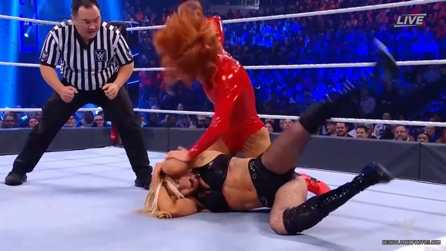 SURVIVOR_SERIES_2021_NOV__212C_2021_-_Becky_vs_Charlotte_2419.jpg