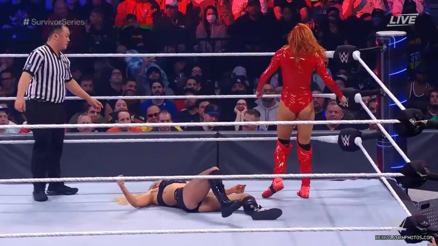 SURVIVOR_SERIES_2021_NOV__212C_2021_-_Becky_vs_Charlotte_2439.jpg