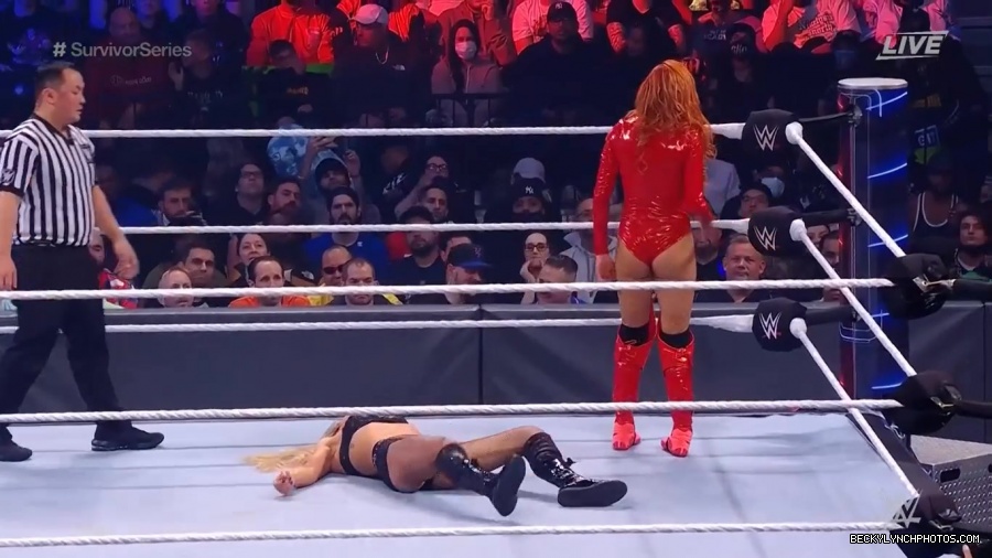 SURVIVOR_SERIES_2021_NOV__212C_2021_-_Becky_vs_Charlotte_2440.jpg