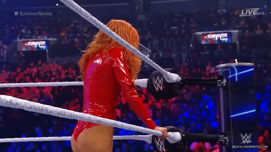 SURVIVOR_SERIES_2021_NOV__212C_2021_-_Becky_vs_Charlotte_2445.jpg