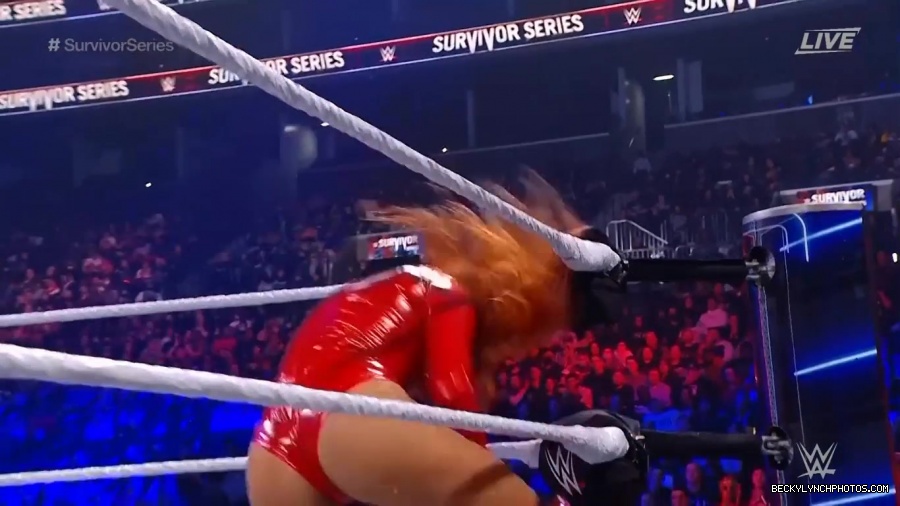 SURVIVOR_SERIES_2021_NOV__212C_2021_-_Becky_vs_Charlotte_2450.jpg