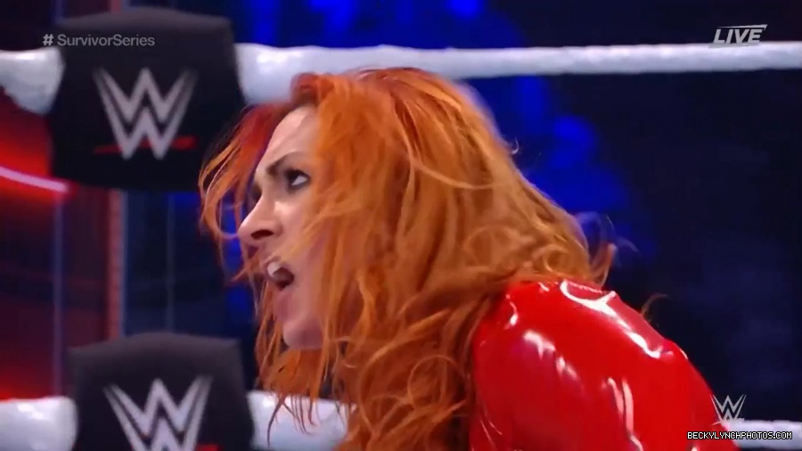 SURVIVOR_SERIES_2021_NOV__212C_2021_-_Becky_vs_Charlotte_2533.jpg